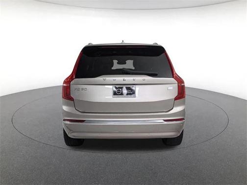 2024 Volvo XC90 Recharge Plug-In Hybrid T8 Plus 6-Seater