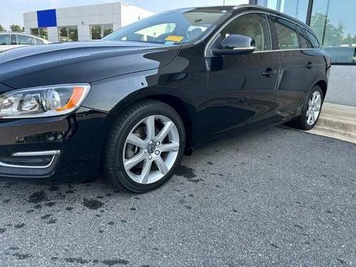 2016 Volvo V60 T5 Drive-E Premier
