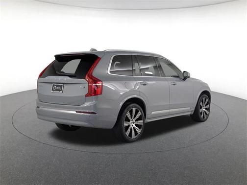 2024 Volvo XC90 B6 Plus Bright Theme 7-Seater
