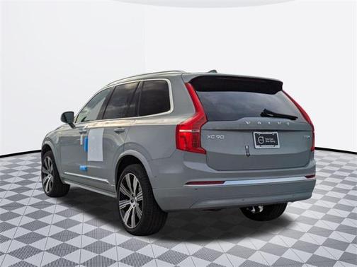 2025 Volvo XC90 Plug-In Hybrid T8 Ultra 7-Seater