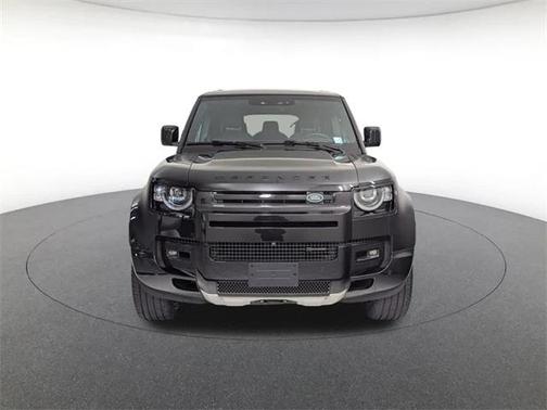 2023 Land Rover Defender 130 X-Dynamic SE