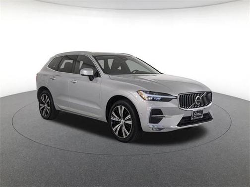 2023 Volvo XC60 B5 Plus Bright Theme