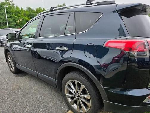 2017 Toyota RAV4 Limited
