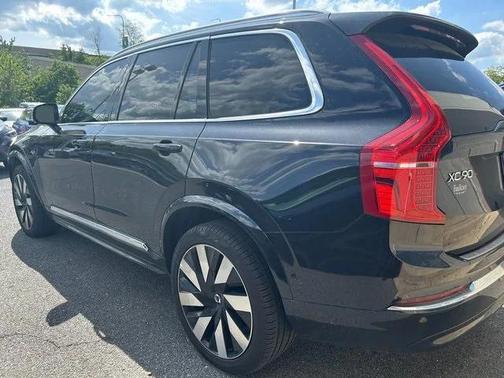 2024 Volvo XC90 Recharge Plug-In Hybrid T8 Ultimate 6-Seater