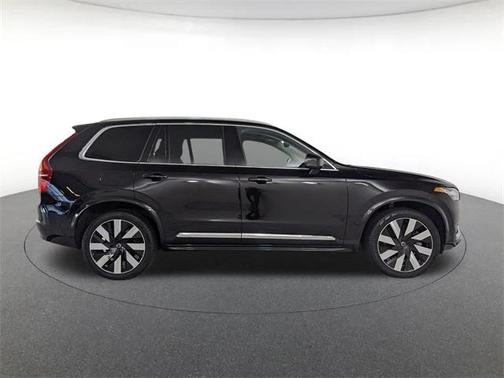 2024 Volvo XC90 Recharge Plug-In Hybrid T8 Ultimate 6-Seater