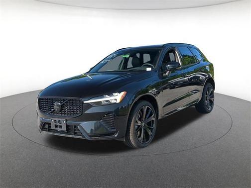 2025 Volvo XC60 Plug-In Hybrid T8 Ultra Black Edition
