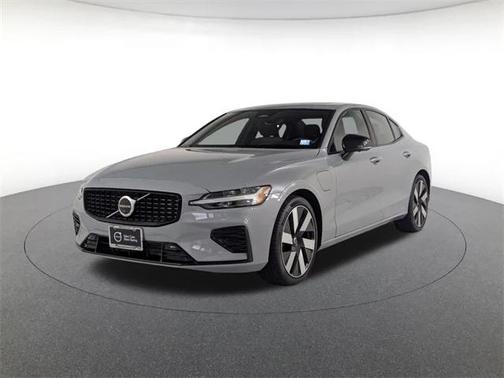 2024 Volvo S60 Recharge Plug-In Hybrid T8 Ultimate Dark Theme