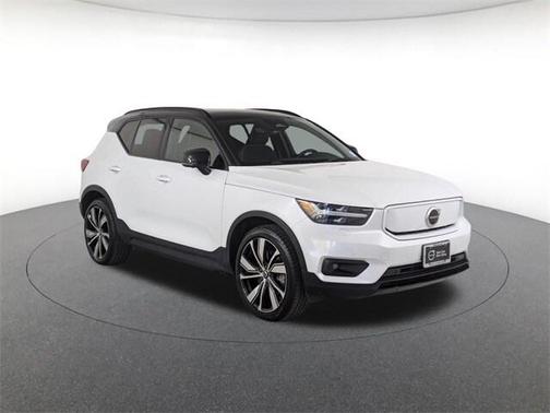 2021 Volvo XC40 Recharge Pure Electric P8