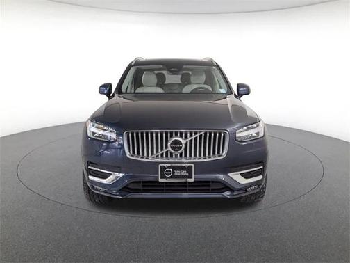 2023 Volvo XC90 B6 Plus 7-Seater