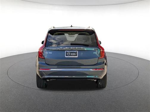 2026 Volvo XC90 B6 Ultra 7-Seater