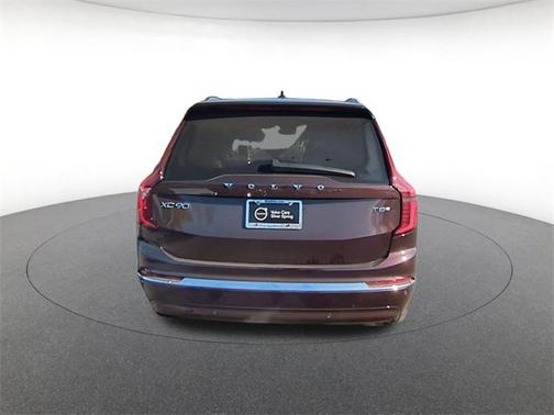 2025 Volvo XC90 Plug-In Hybrid T8 Core 7-Seater