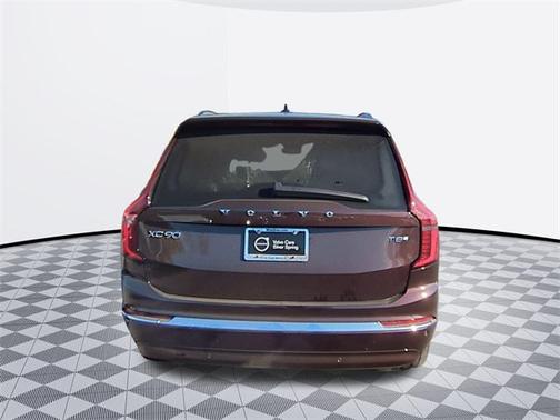 2025 Volvo XC90 Plug-In Hybrid T8 Core 7-Seater