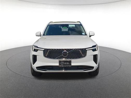 2025 Volvo XC90 Plug-In Hybrid T8 Plus 7-Seater