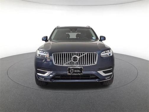 2023 Volvo XC90 B6 Plus 6-Seater