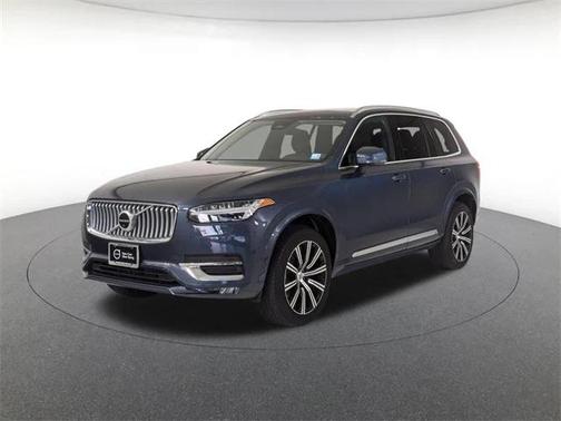 2023 Volvo XC90 B6 Plus 6-Seater