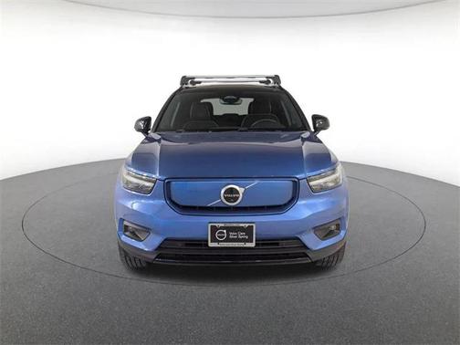 2021 Volvo XC40 Recharge Pure Electric P8