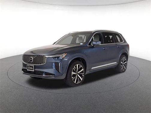 2025 Volvo XC90 Plug-In Hybrid T8 Core 7-Seater