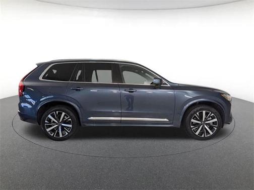 2025 Volvo XC90 Plug-In Hybrid T8 Core 7-Seater