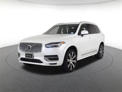 2024 Volvo XC90 Recharge Plug-In Hybrid T8 Plus Bright Theme 7-Seater