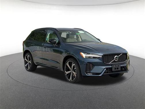 2025 Volvo XC60 B5 Ultra