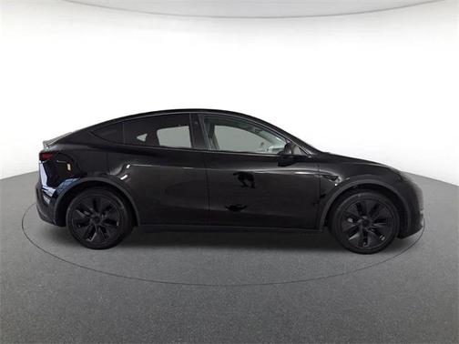 2024 Tesla Model Y RWD