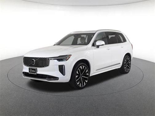 2025 Volvo XC90 B6 Plus 7-Seater