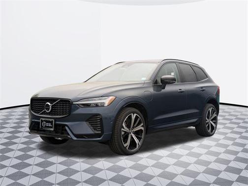 2025 Volvo XC60 Plug-In Hybrid T8 Ultra