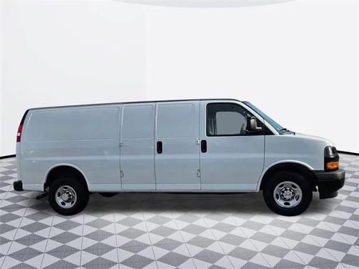 2022 Chevrolet Express 2500 RWD 2500 Extended Wheelbase WT