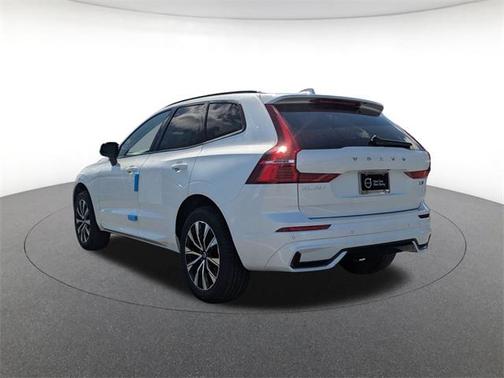 2025 Volvo XC60 B5 Core