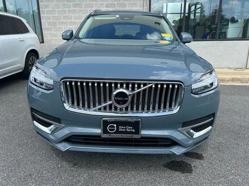 2023 Volvo XC90 Recharge Plug-In Hybrid T8 Plus 6-Seater