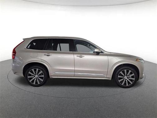 2024 Volvo XC90 B5 Core Bright Theme