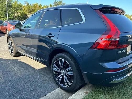 2022 Volvo XC60 B5 Inscription