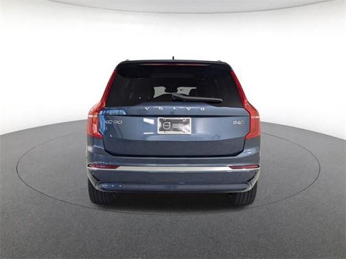 2024 Volvo XC90 B6 Ultimate Bright Theme 7-Seater