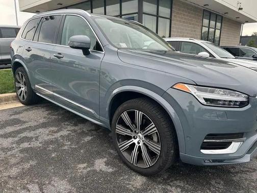 2023 Volvo XC90 B6 Ultimate 7-Seater