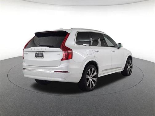 2024 Volvo XC90 Recharge Plug-In Hybrid T8 Plus Bright Theme 7-Seater