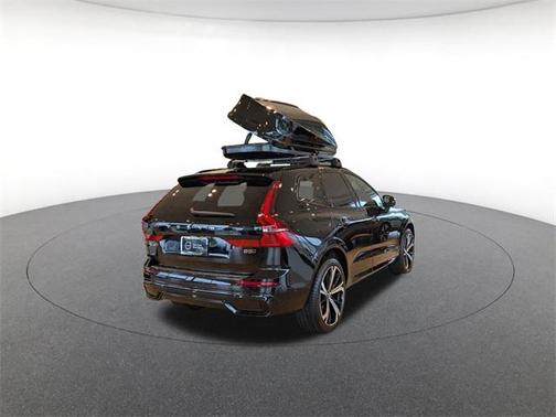 2025 Volvo XC60 B5 Ultra
