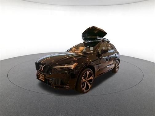 2025 Volvo XC60 B5 Ultra