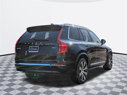 2025 Volvo XC90 B6 Plus 7-Seater