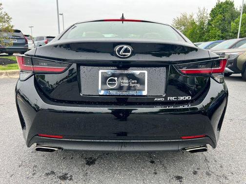 Obsidian 2019 Lexus RC 300 Base