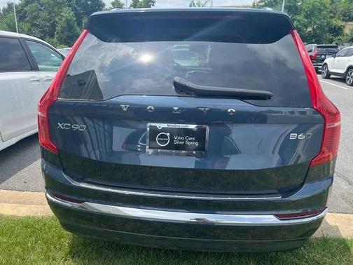 2024 Volvo XC90 B6 Ultimate Bright Theme 6-Seater
