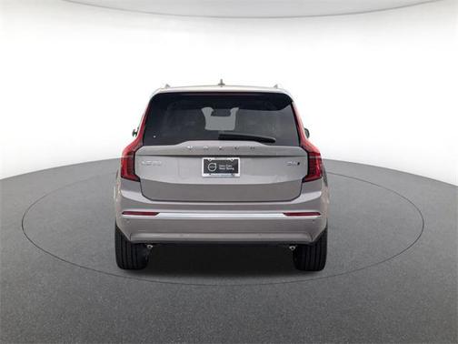 2026 Volvo XC90 B6 Plus 6-Seater