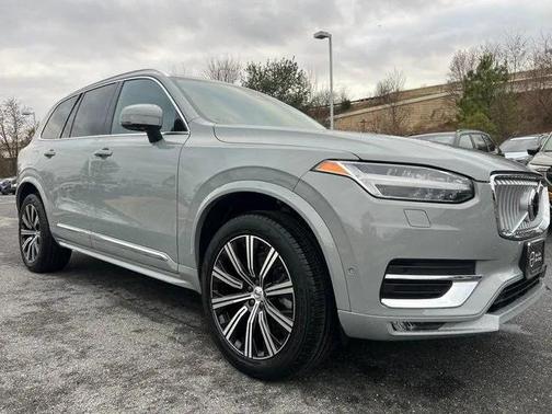 2024 Volvo XC90 B6 Plus Bright Theme 6-Seater