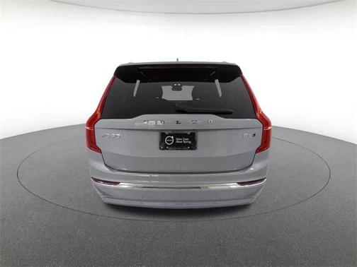 2024 Volvo XC90 B6 Plus Bright Theme 6-Seater