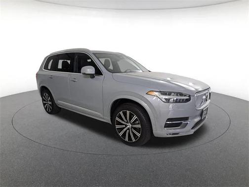 2024 Volvo XC90 B6 Plus Bright Theme 6-Seater