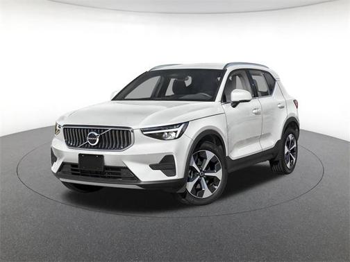 2026 Volvo XC40 B5 Ultra Black Edition