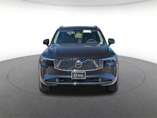 2025 Volvo XC90 B5 Plus 7-Seater
