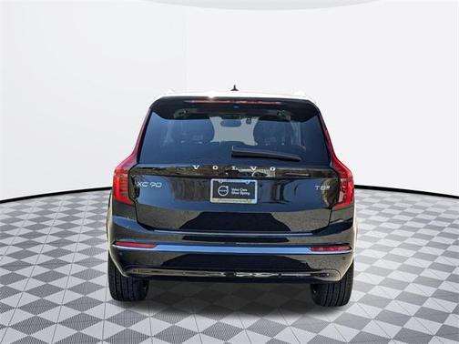 2025 Volvo XC90 Plug-In Hybrid T8 Plus 7-Seater
