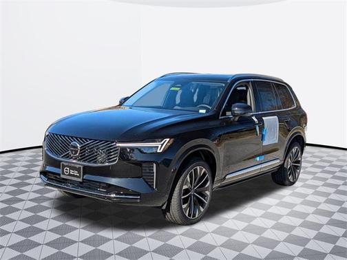 2025 Volvo XC90 Plug-In Hybrid T8 Plus 7-Seater