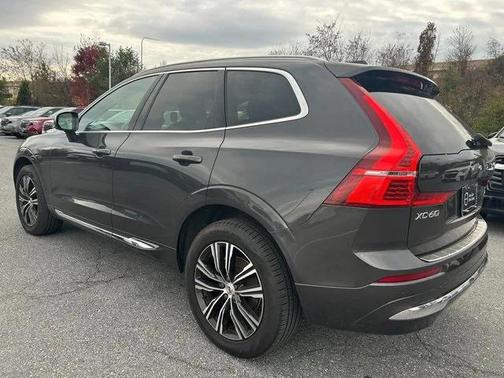 2022 Volvo XC60 B5 Inscription