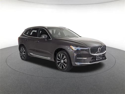 2022 Volvo XC60 B5 Inscription